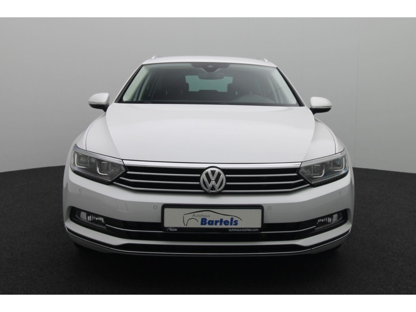 Fahrzeugabbildung Volkswagen Passat Variant 2.0 TDI Highline BMT Massage Kame