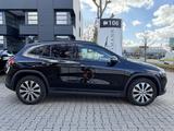 Mercedes-Benz EQA 250 Electric Art | AHK |360°KAM | KEY-GO - Mercedes-Benz EQA mit Elektro-Antrieb: Geländewagen, Automatik