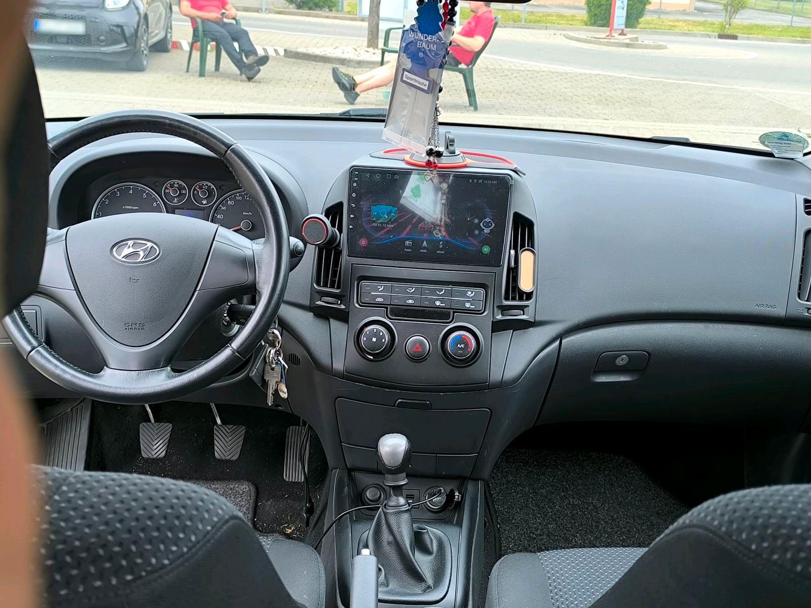 Hyundai i30 2010 — engine 109 HP (80kW)