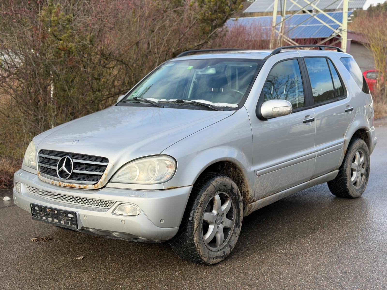 Mercedes-Benz ML 500 Exclusive/AUTOMATIK/XENON/TÜV/4X4/LEDER