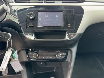 Fotografie des Opel Corsa F Sitzheizung Tempomat Bluetooth USB