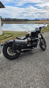 Triumph TFC Bobber - TRIUMPH FACTORY CUSTOM