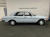 Mercedes-Benz 200 D W123 Limousine 1.Hand Leder TOP ZUSTAND! - Mercedes-Benz 200: W123