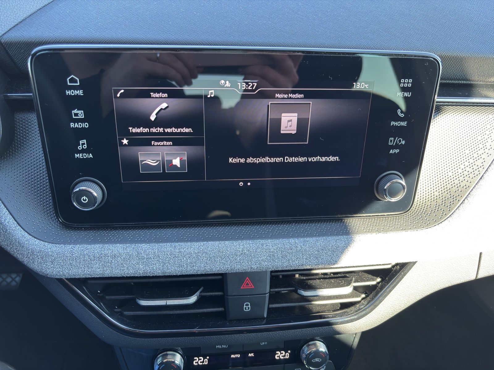 Fahrzeugabbildung SKODA Scala Selection 1.0 TSI Matrix LED AHZ Climatron