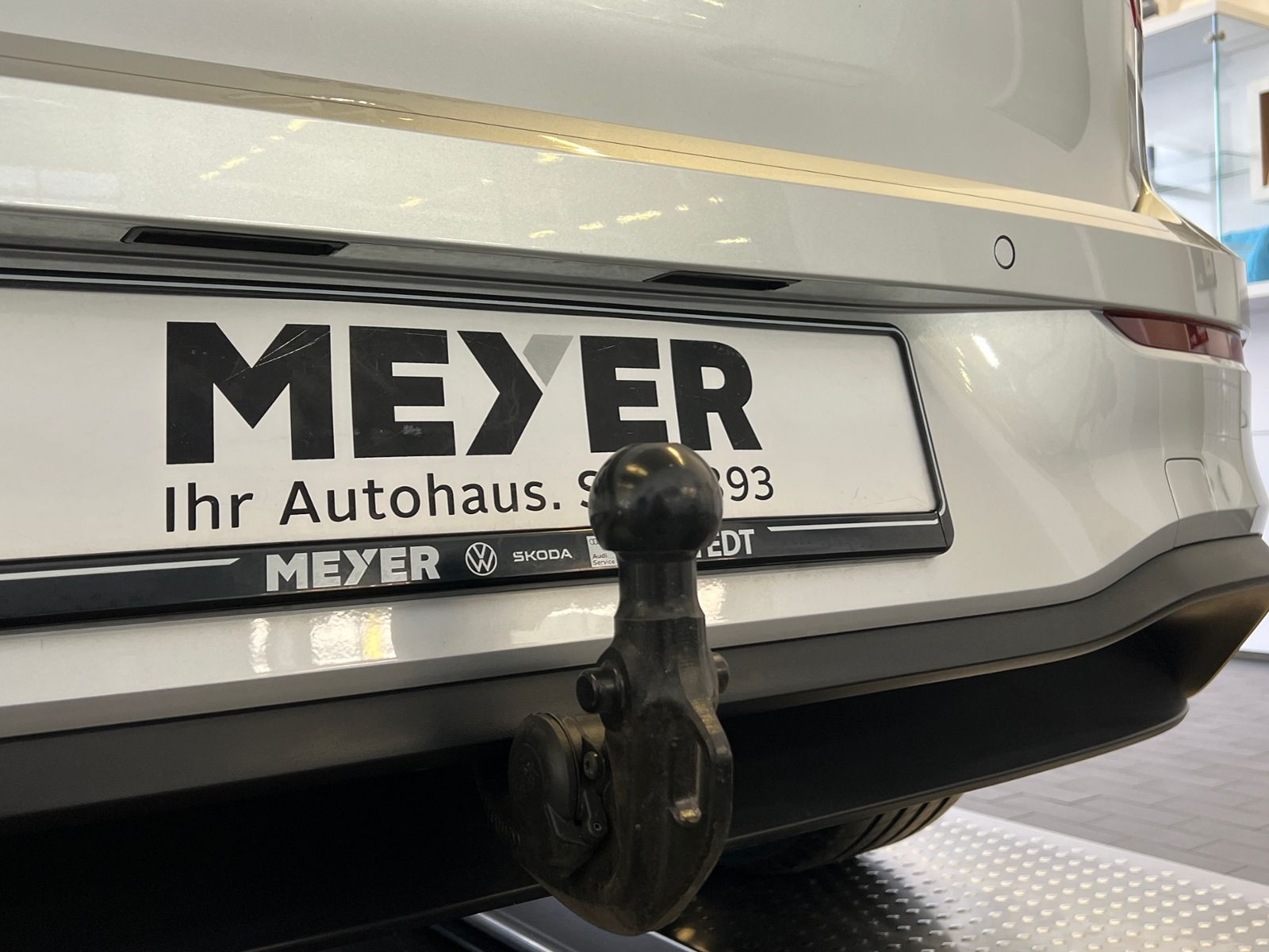 Fahrzeugabbildung Volkswagen Golf VIII GTD 2.0 TDI DSG *IQ.Drive-Paket, AHK,