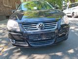 Volkswagen VW Polo Sportline 1.4 - Volkswagen Polo Sportline mit Benzin-Antrieb