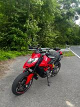 Ducati Hypermotard 950 inkl. SC-Projekt S1 Carbon und Q - Angebote entsprechen deinen Suchkriterien
