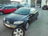 Renault Megane Coupé-Cabriolet Dynamique 1.6*Klima*Pano* - gebrauchte Renault Megane aus dem Jahr 2005