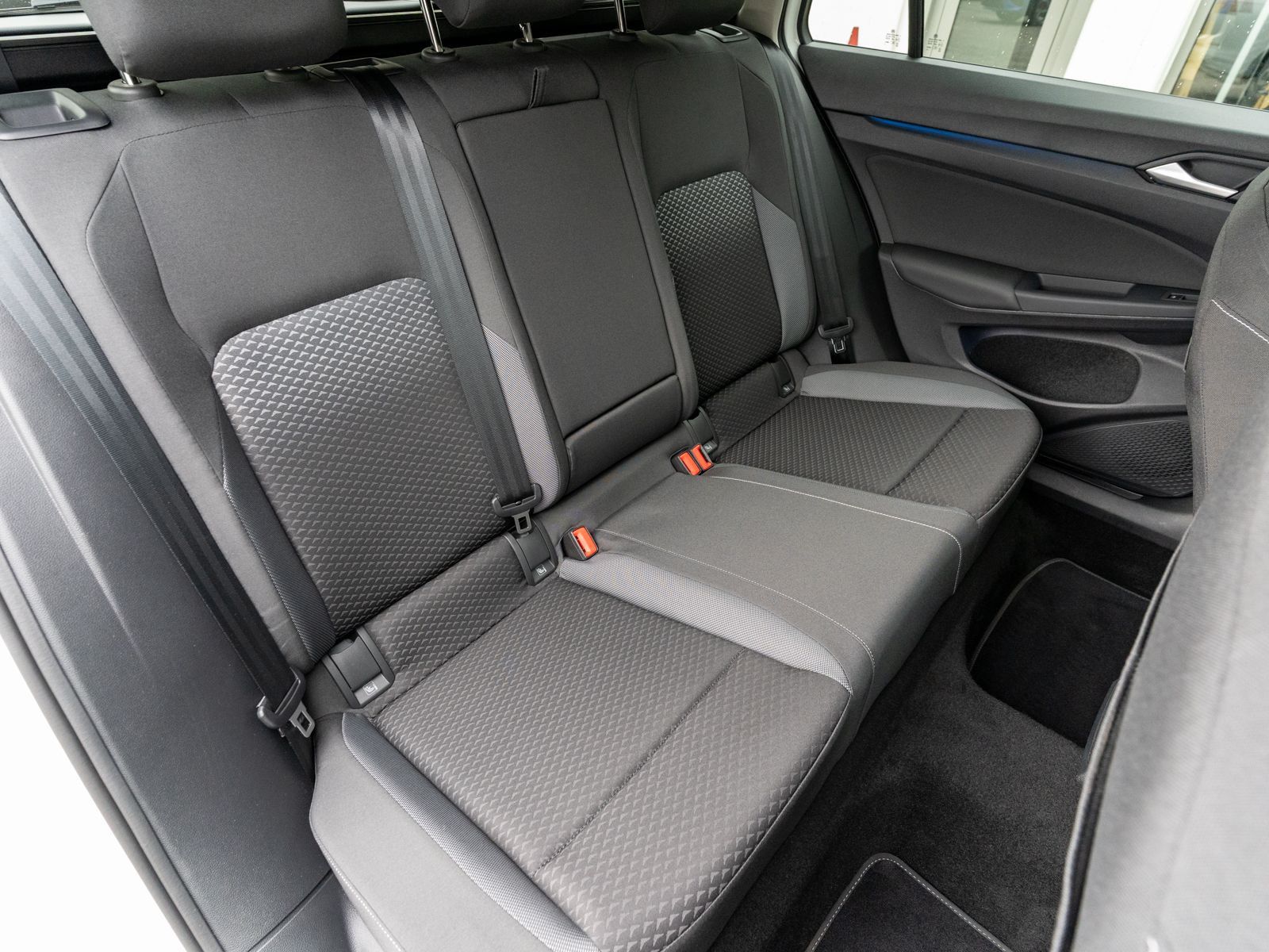Volkswagen Golf - Bild 8