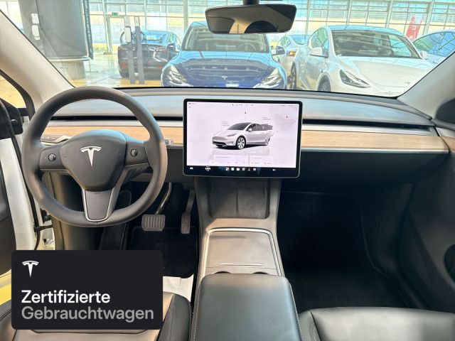 Tesla Model Y Long Range AWD foto 14