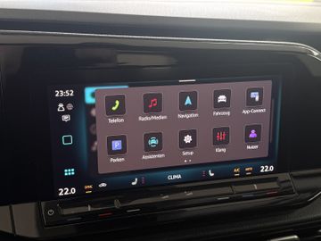 Volkswagen Caddy Maxi 1.5TSI DSG STYLE LED ACC KAMERA AHK