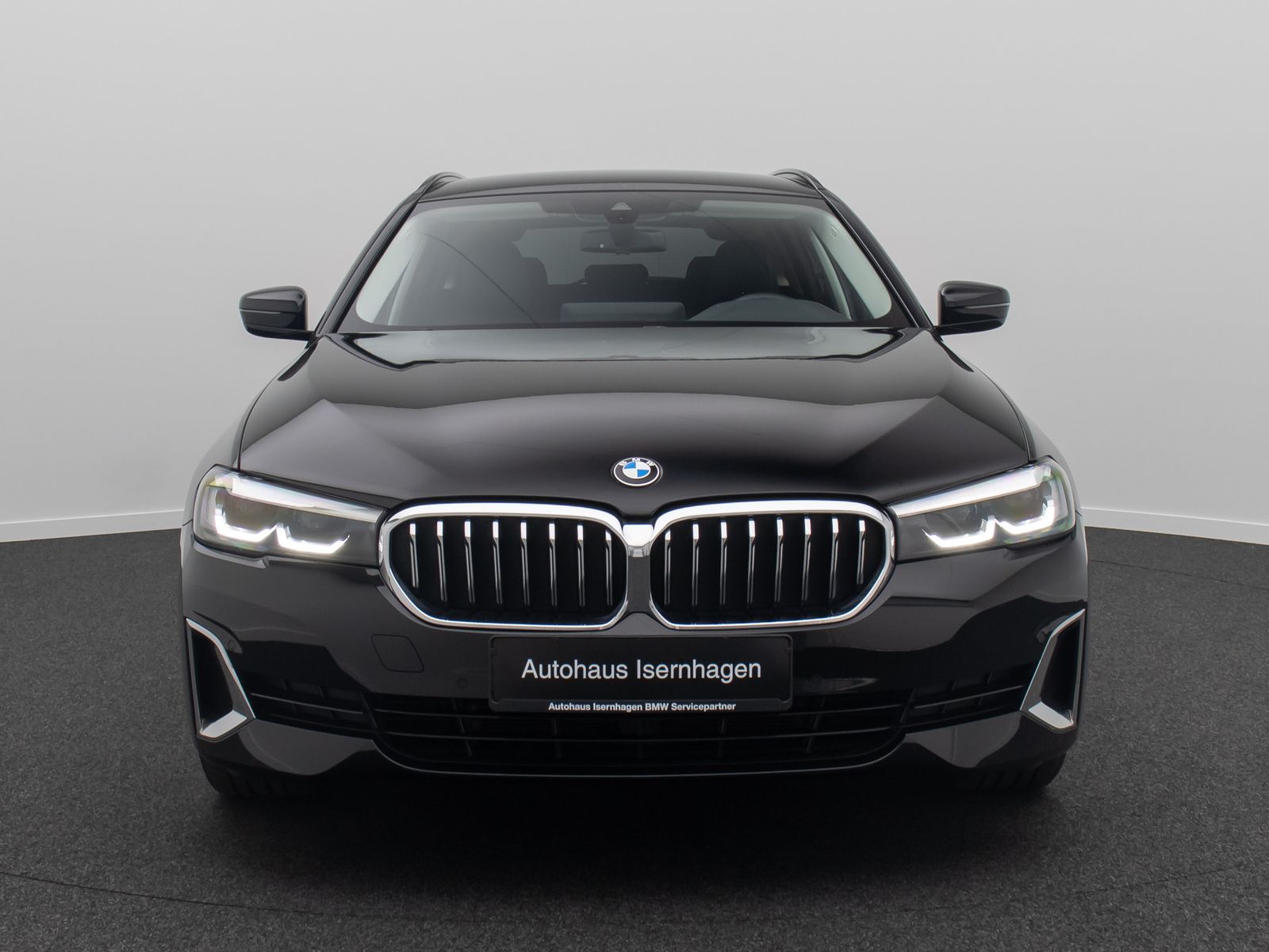 Fahrzeugabbildung BMW 530i xD Luxury Line DAB Kamera HiFi Sportstz 18"