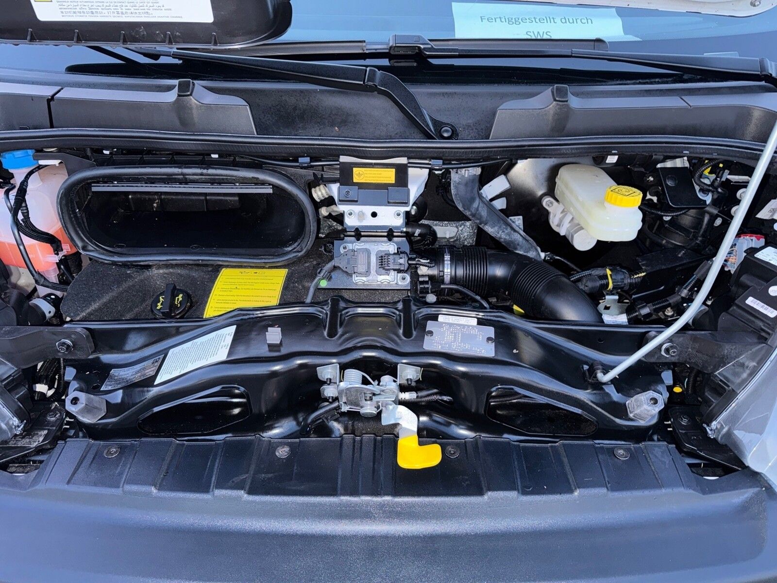 Fahrzeugabbildung Eura Mobil Van V 635 EB Radio DAB, Fahrassistenzpaket, RFK