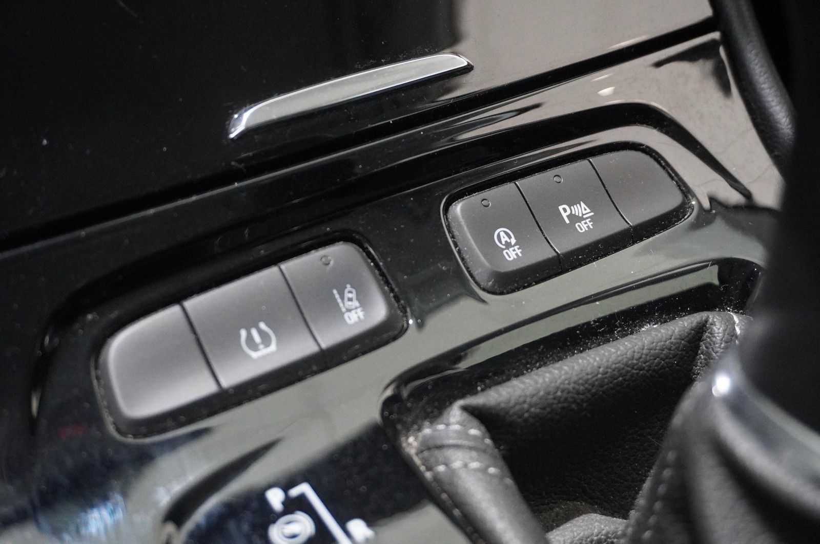 Fahrzeugabbildung Opel Grandland (X) 1.2T INNOV. NAVI/LED/KAMERA/SH/DAB