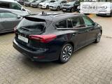 Ford Focus Turnier Titanium PDCv+h Navi Klimaautom - Ford Focus Jahreswagen mit Diesel-Antrieb