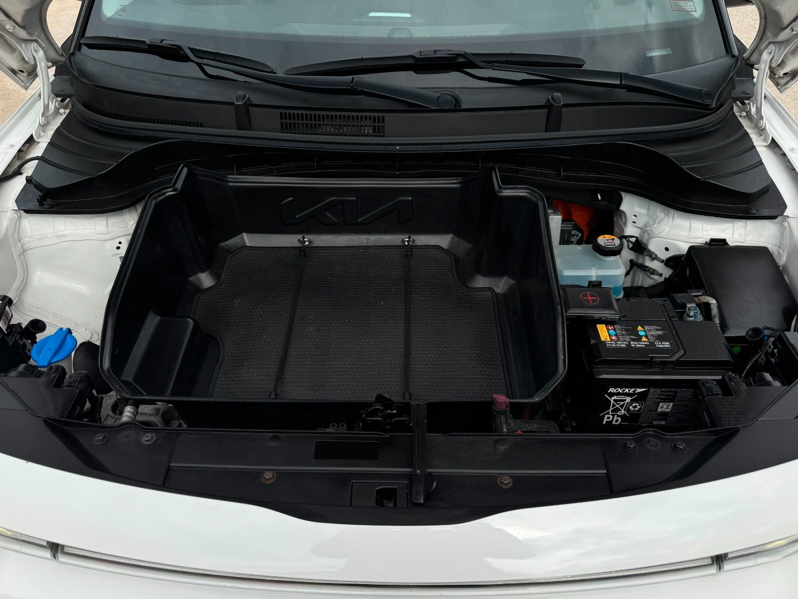 Fahrzeugabbildung Kia e-Soul Spirit Pano CarPlay H&K CAM ACC SHZ SBL
