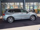 Volkswagen Tiguan Allspace 2.0 TDI R-Line Highline 4M Pano - Volkswagen Tiguan Allspace: mit Apple Carplay
