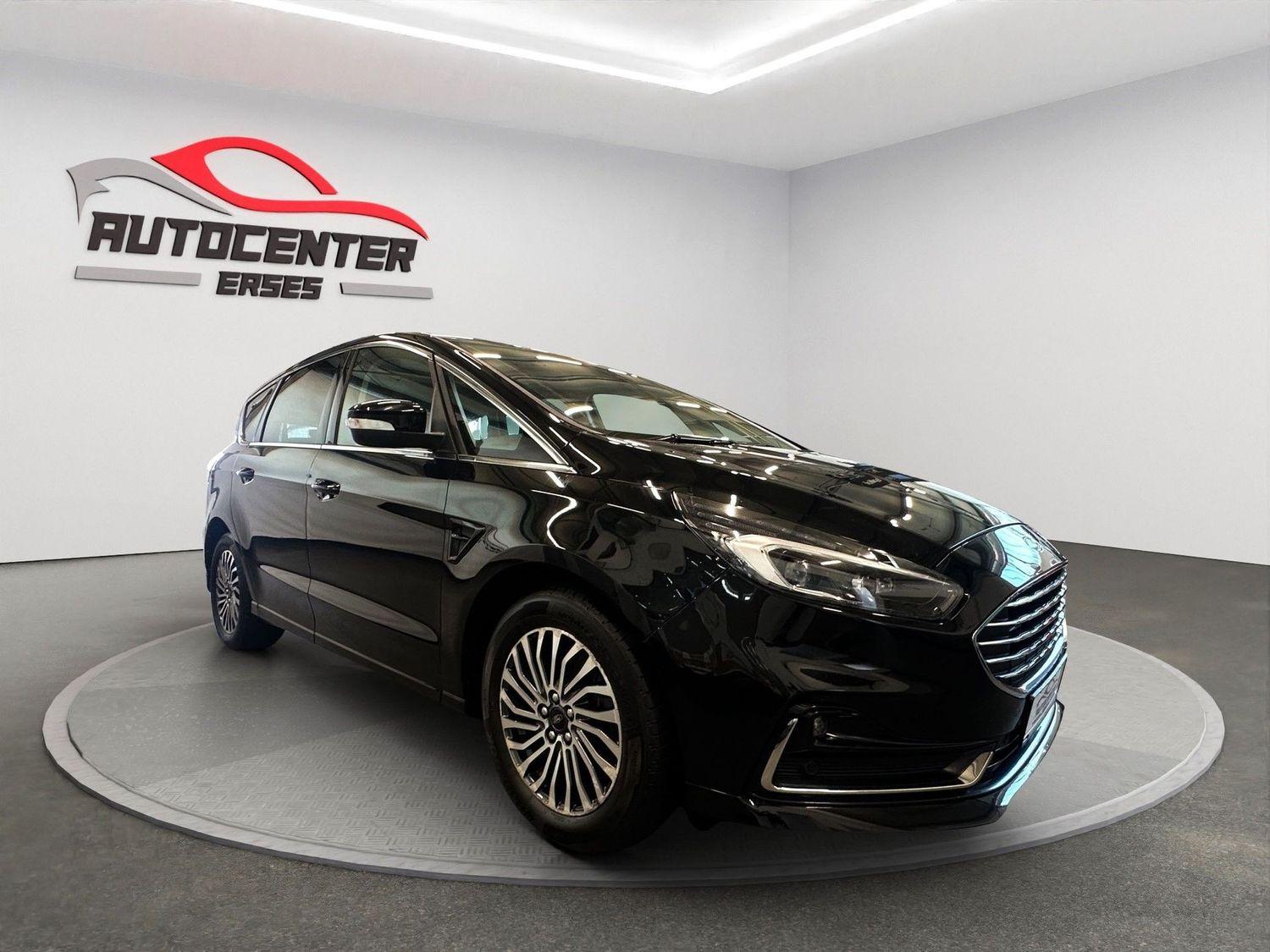 Ford S-Max Titanium 7-Sitzer Navi Kamera LED Panorama