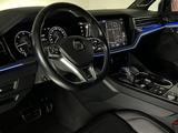 Volkswagen Touareg 4Motion R-LINE/MATRIX/AHK/INNOVISION/21* - gebrauchte VW Touareg aus dem Jahr 2019