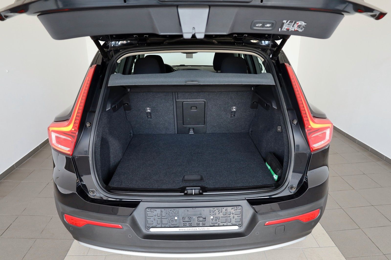 Fahrzeugabbildung Volvo XC40 Momentum Pro ,Navi,LED,DAB,PDC,
