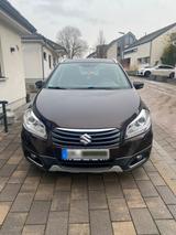 Suzuki SX4 S-Cross  1,6 Benzin/ TÜV 3.2023... - Suzuki Swift von privat