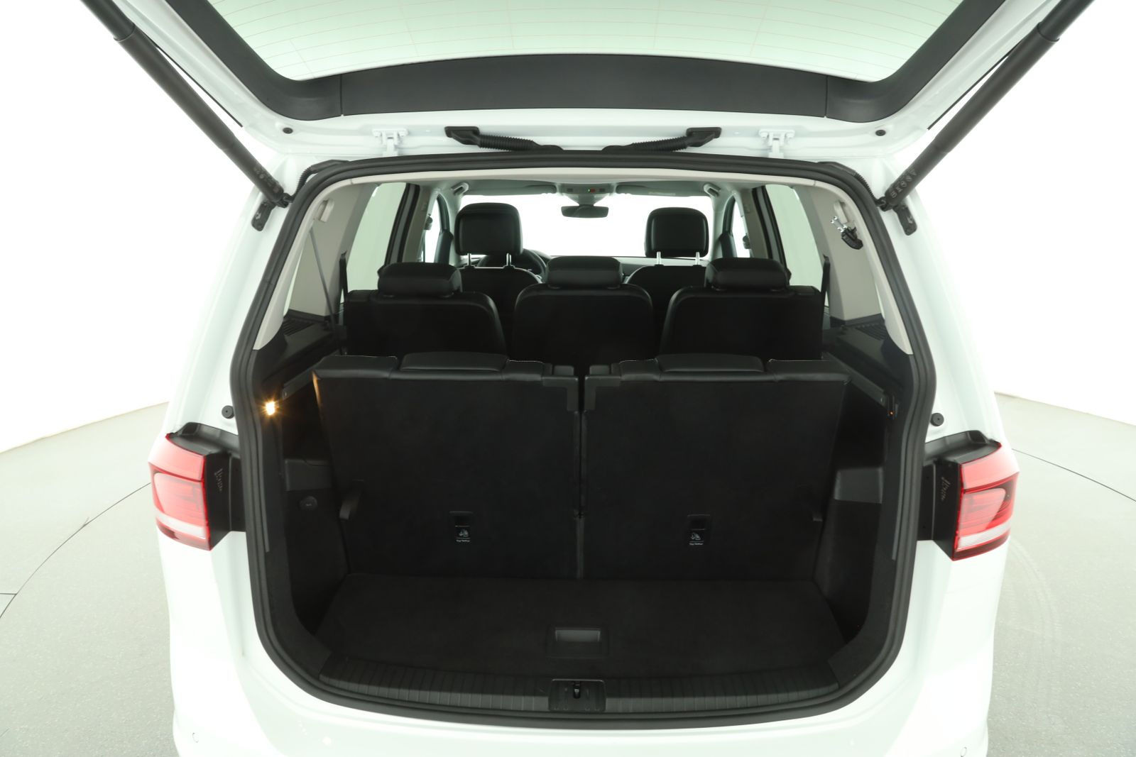 Volkswagen Touran - Bild 8