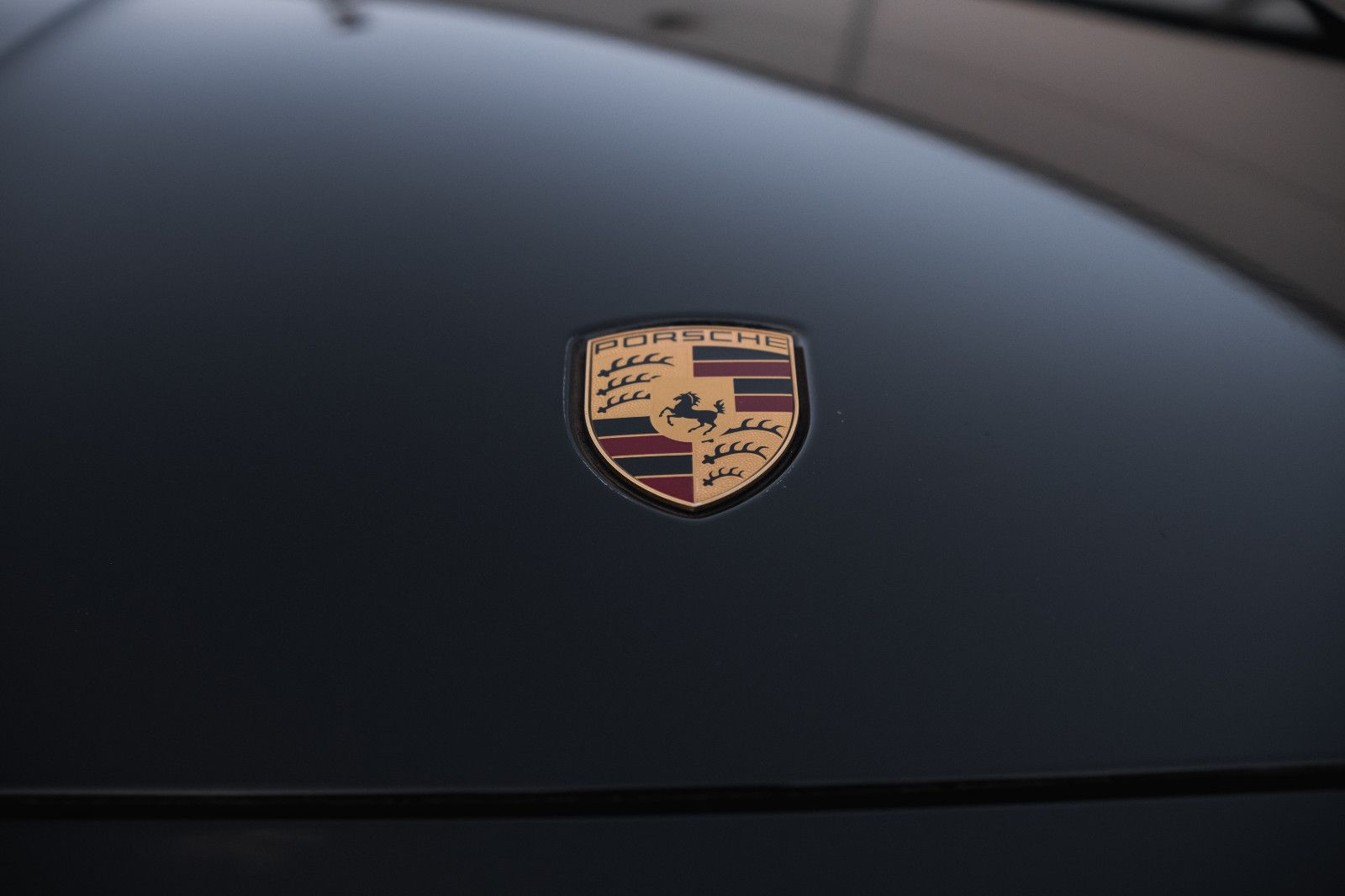 Fahrzeugabbildung Porsche 992/911 Carrera T - BOSE Sound-Lift-System