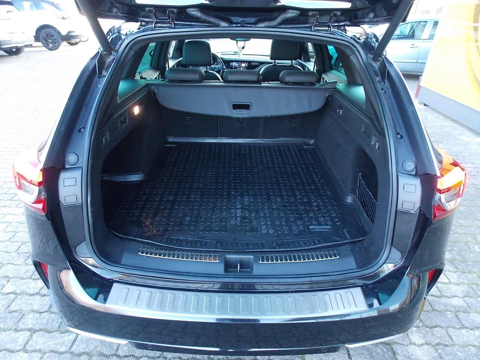Opel Insignia B Sports Tourer 2.0 BiTurbo 4x4 GSI