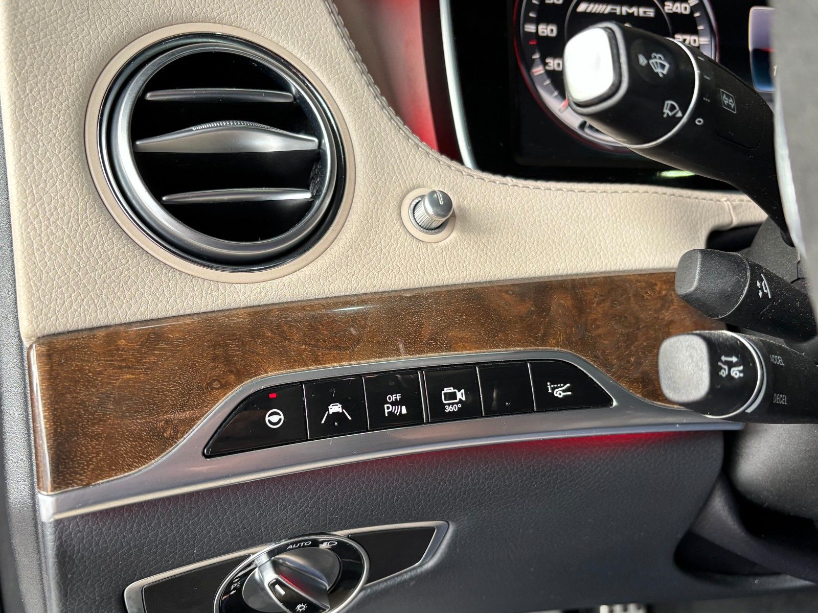 Fahrzeugabbildung Mercedes-Benz S 63 AMG L *Designo*Pano*Burmester*HUD*360KAM