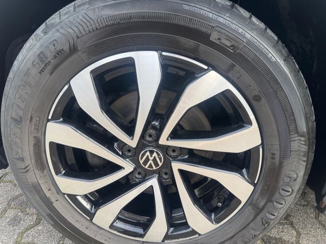 T-Cross Active 1.0 TSI Navi Climatronic ACC