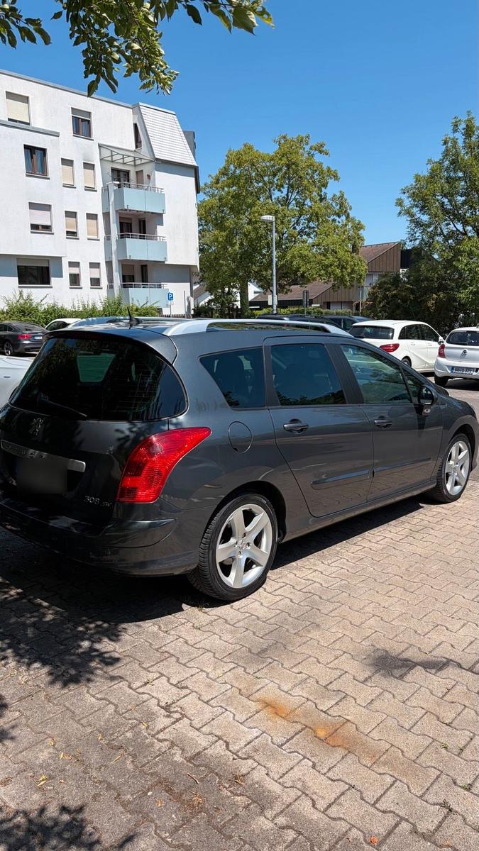 Peugeot 308 2008 — engine 140 HP (103kW)