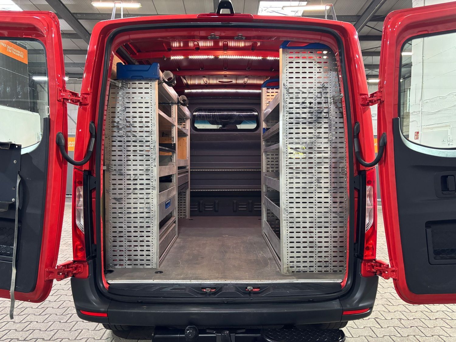 Fahrzeugabbildung Mercedes-Benz Sprinter 316 CDI  L1#Sortimo#Kamera#Klima#AHK