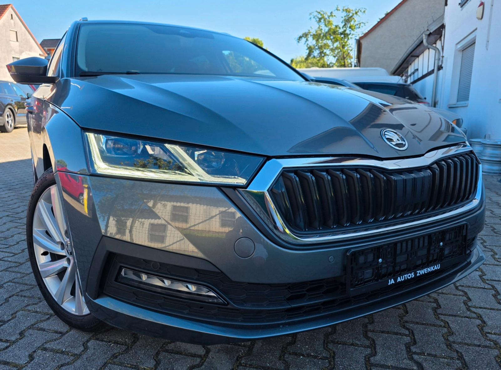 Skoda Octavia Combi Style 4x4 2.0TDI,DSG,LED,YouTube!!