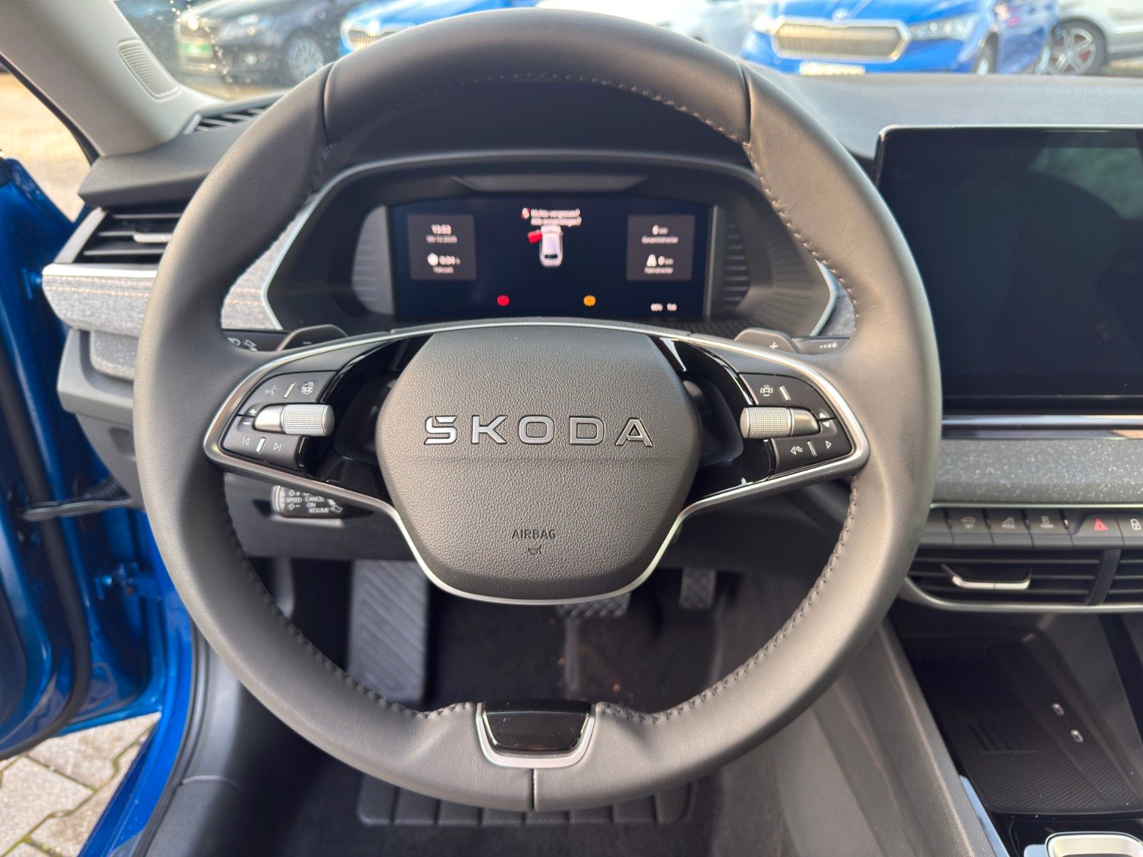 Fahrzeugabbildung SKODA Octavia Combi Balance 1,5 TSI mHEV 110 kW 7-Gang