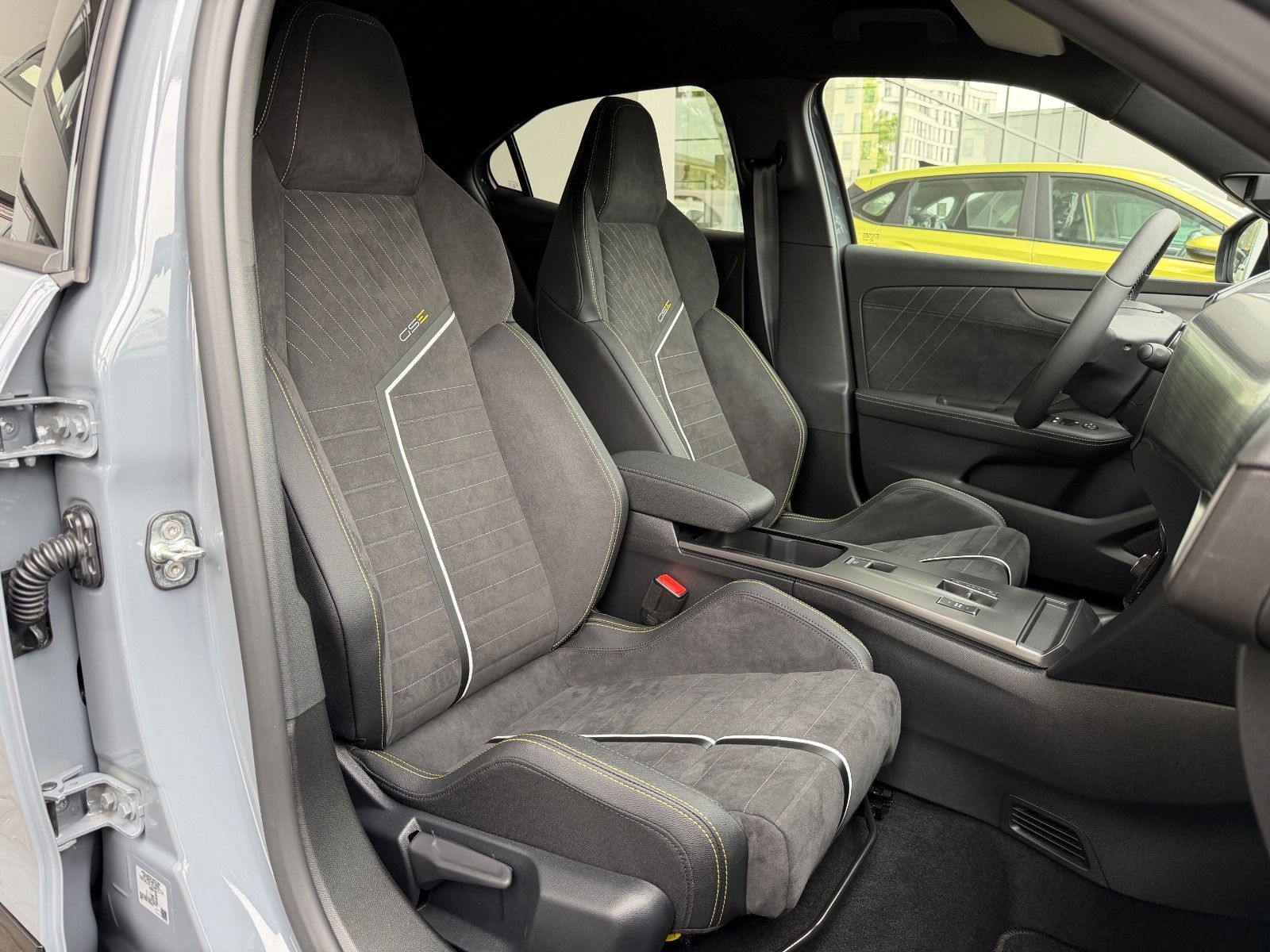 Fahrzeugabbildung Opel Mokka e GSE Kamera,LED,Matrix,Navi,SHZ,Keyless