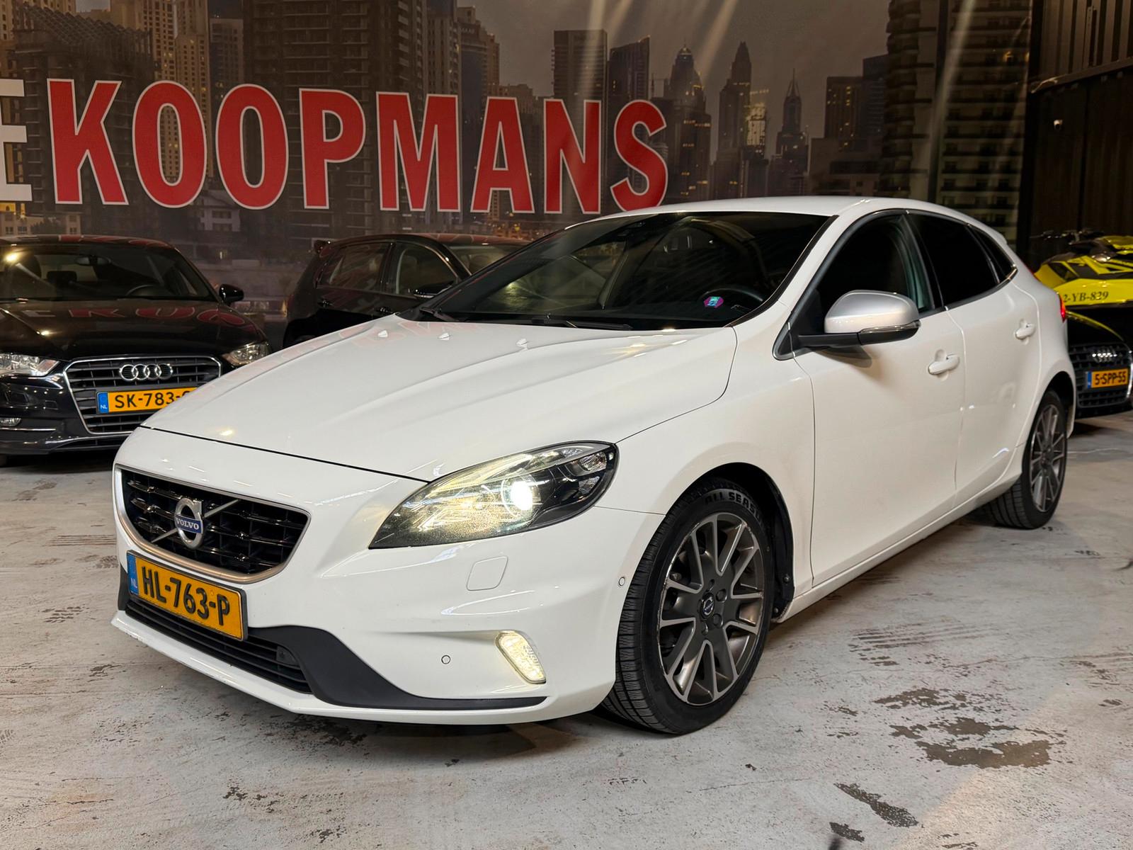 Volvo V40 2.0 D2 R DESIGN 120PK 2015 Euro6/Led+Xenon/2