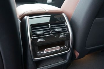 Fahrzeugabbildung BMW X7 xDrive 40 i M Sport*Bowers & Wilkins