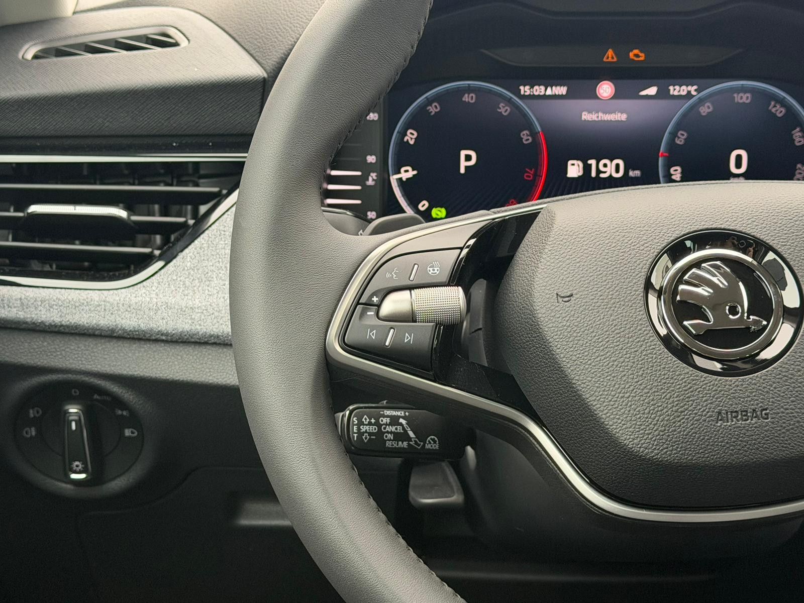 Fahrzeugabbildung SKODA Kamiq Selection