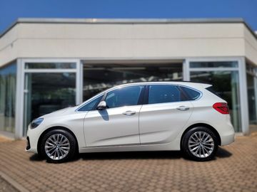BMW 220 Active Tourer - 2