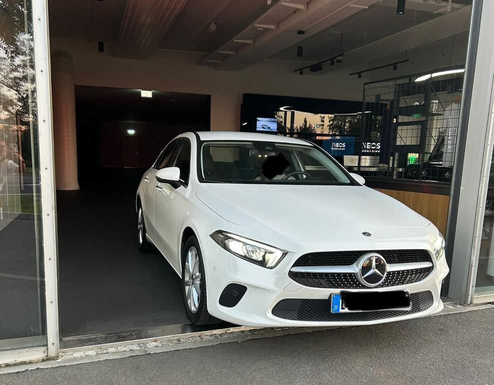 Image of Mercedes-Benz A 250