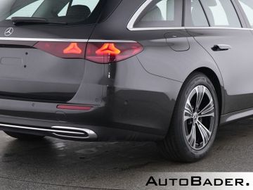 Mercedes E 220 - 3
