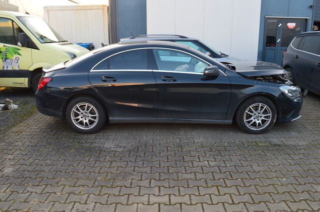 Mercedes-Benz CLA 200 CDI UNFALL