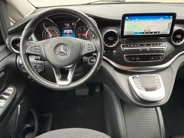 Mercedes V 250 - 12