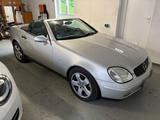 Mercedes-Benz SLK R170 200 136 PS Silber und Schwarz/Dun... - Mercedes-Benz 200 aus 2000
