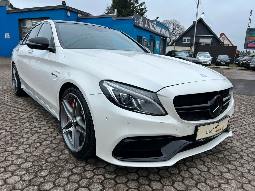 Mercedes-Benz C 63 AMG