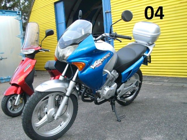 Honda Varadero 125 Volle 15 PS TOP ZUSTAND WIE NEU