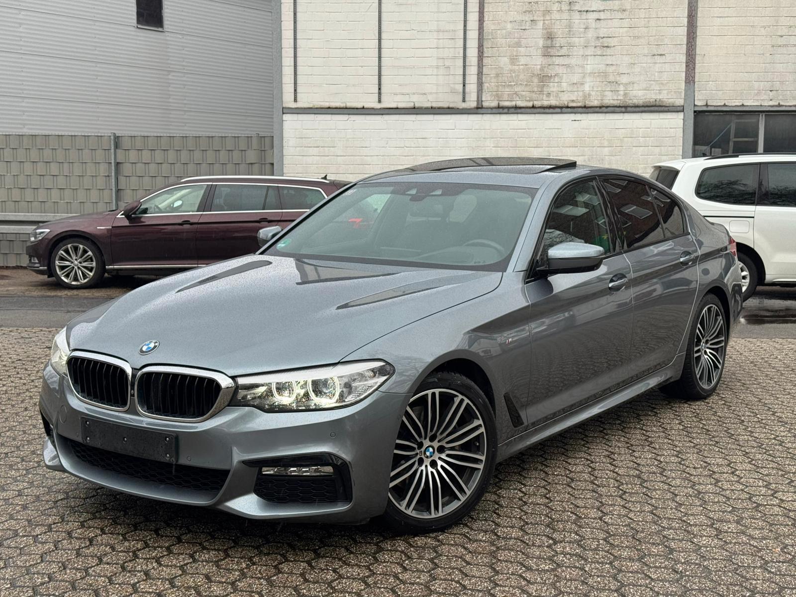 BMW 530 iA M Sport/Head-UP/360/LED/S-Dach