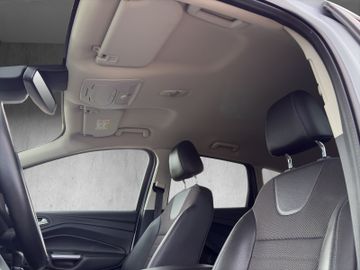 Ford Kuga 2.0 TDCi Titanium Kam.+KeyLess+Navi+SHZ+LM