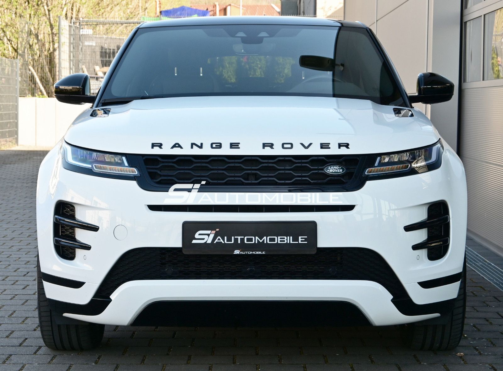 Fahrzeugabbildung Land Rover Range Rover Evoque D150 R-DYNAMIC S °AHK°PANO°ST