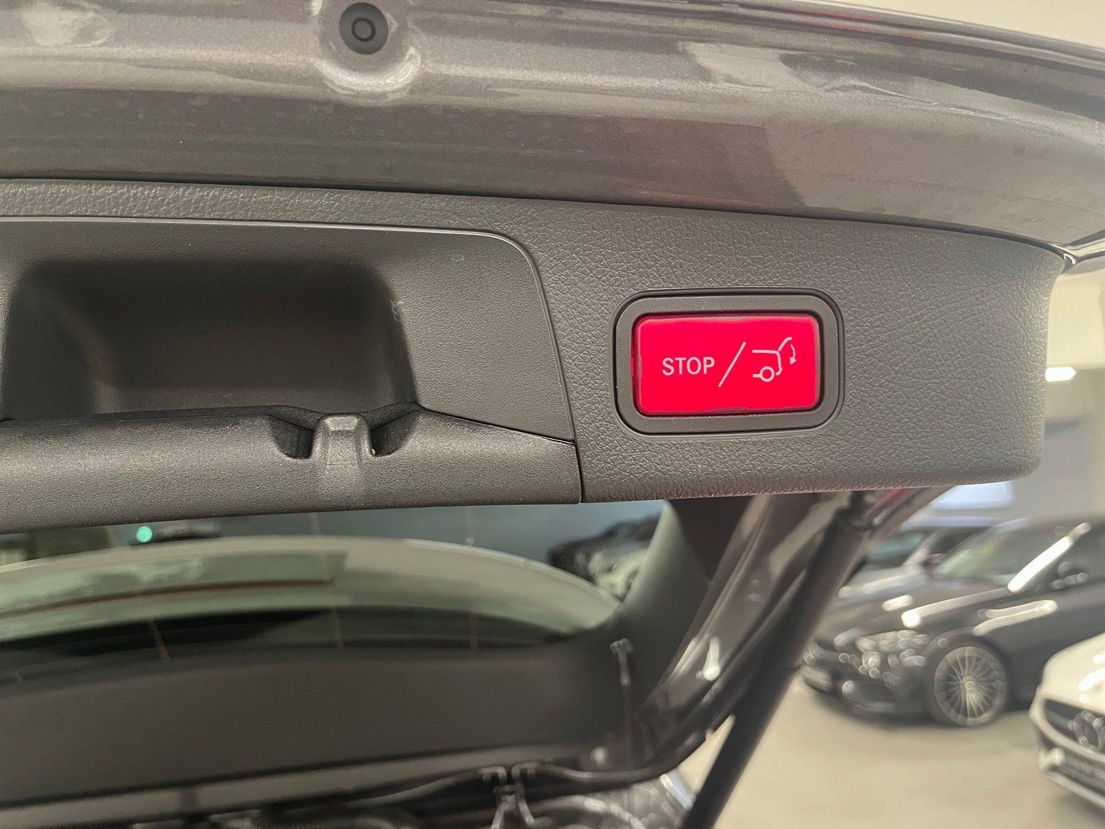 Fahrzeugabbildung Mercedes-Benz GLA 180 Progressive Advanc*Totwinkel*CarPlay*LED